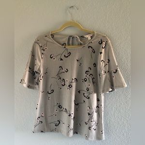 Lauren Conrad floral blouse, size Small